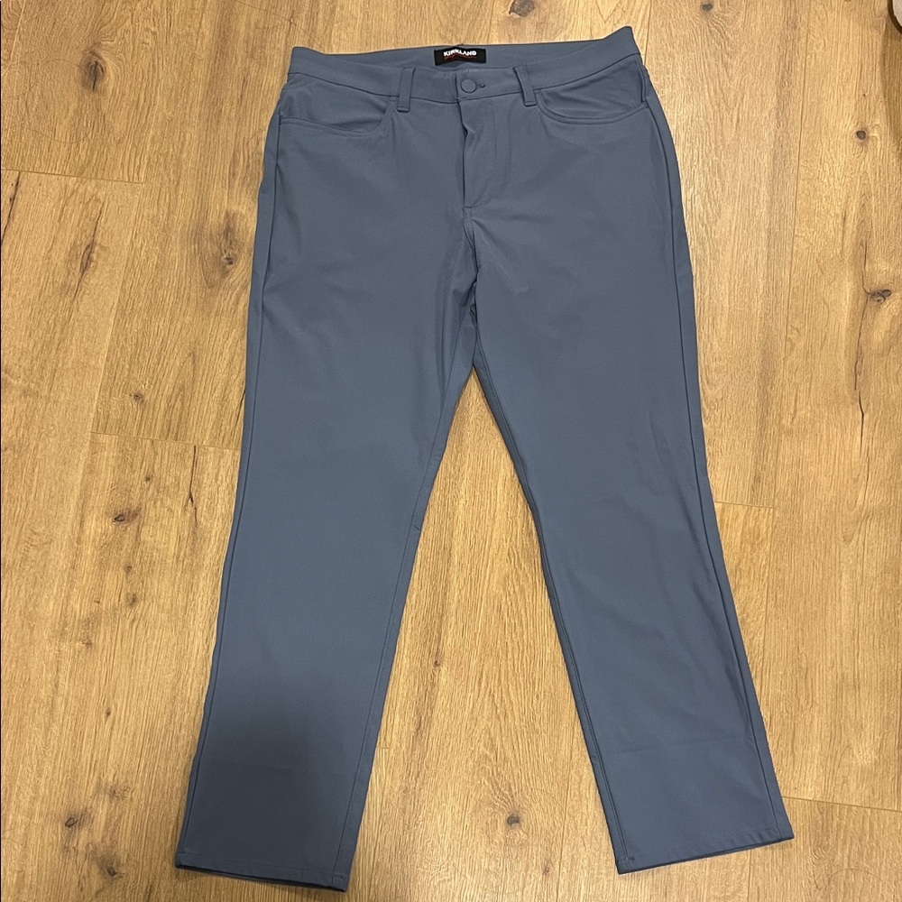 Kirkland Men’s Commuter Pants